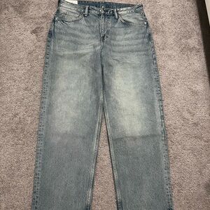H&M Light Blue loose Jeans
